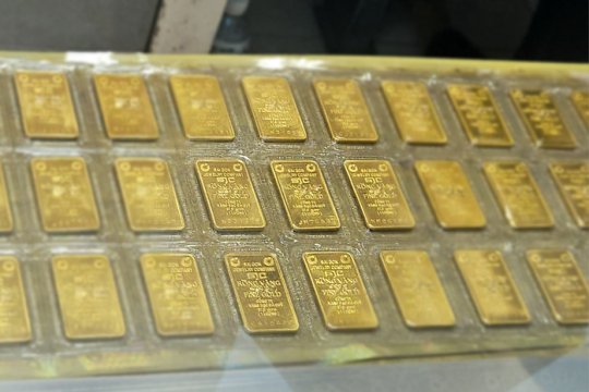 Giá vàng hôm nay (19-8): Vàng miếng lập đỉnh mới 125triệu/lượng