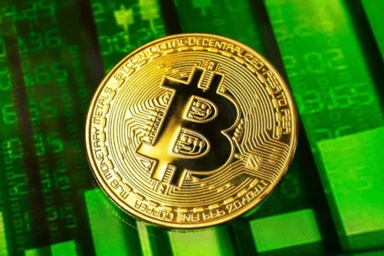 Giá Bitcoin hôm nay 4/12: Tăng gần 2%, tiếp tục nhịp phục hồi