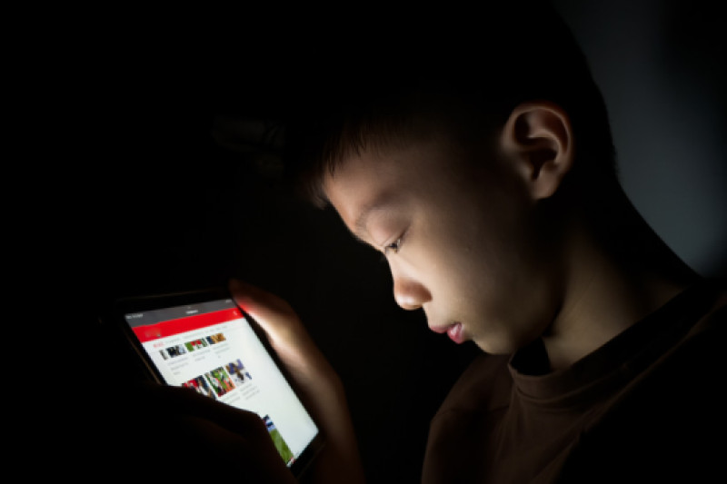 Cảnh báo việc không có lá chắn số, trẻ em dễ trượt vào vòng xoáy bạo lực - độc hại