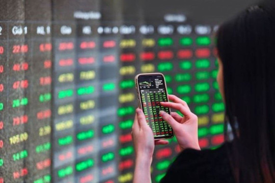 Chuyên gia phân tích: Một tín hiệu cho thấy thời kỳ “gom hàng” cổ phiếu đang quay trở lại