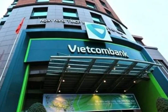 Vietcombank thiết lập kỷ lục vốn hóa hơn 600.000 tỷ đồng sau chuỗi tăng giá phi mã của cổ phiếu VCB