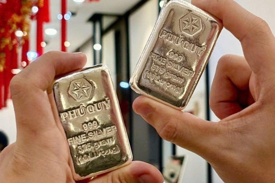 Bạc "tăng như tên lửa", vượt loạt “big tech” trở thành tài sản lớn thứ 2 thế giới