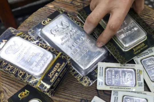 Bạc - Kênh đầu tư sinh lời hay hiệu ứng FOMO?