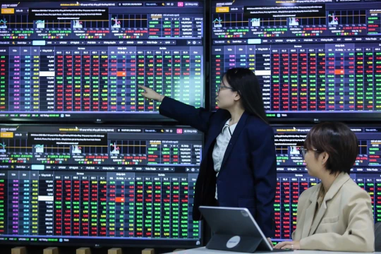 Chứng khoán ngày 1/2: VN-Index bước vào giai đoạn tích lũy, kỳ vọng mốc 1.860 điểm