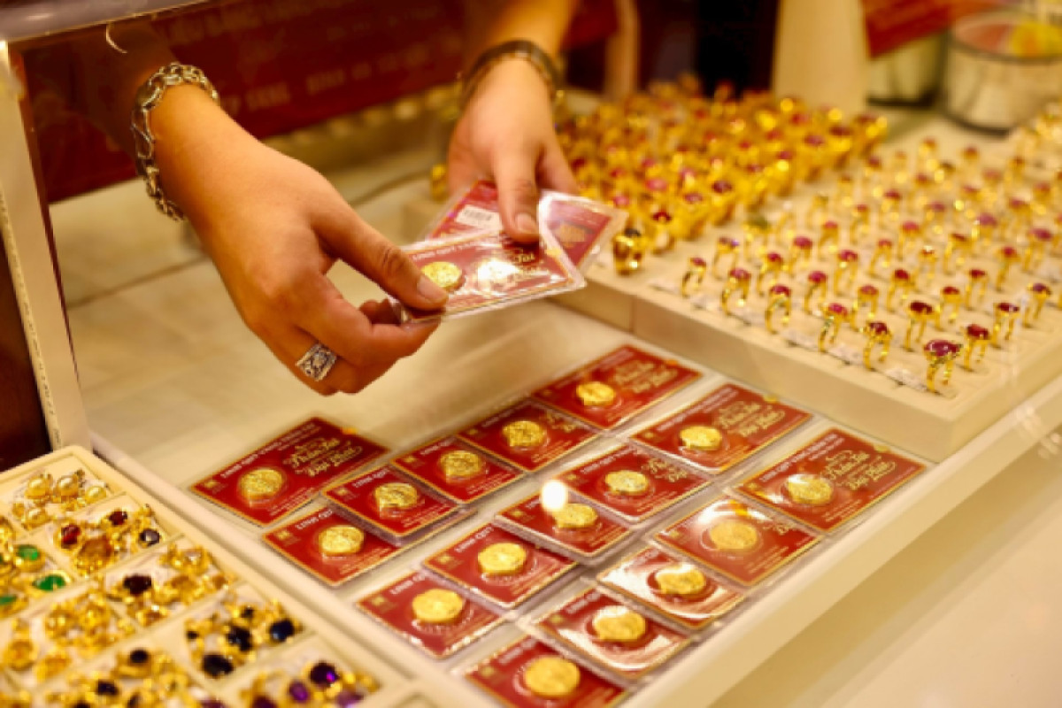 Ngày 10/2: Giá vàng SJC, vàng nhẫn trơn tiếp tục đi lên, đã tăng 15 triệu đồng/lượng sau 1 tuần