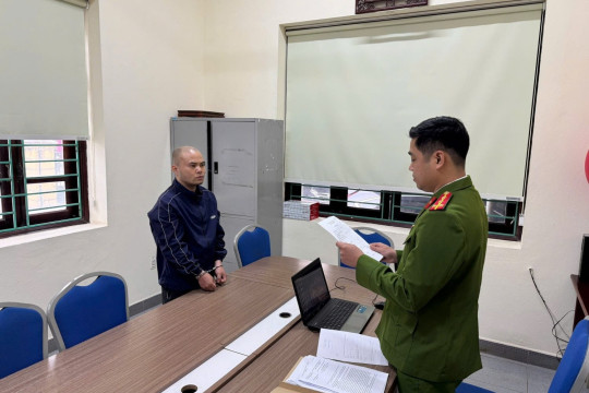 Thanh niên SN 1996 không nghề nghiệp, vào hỏi mua dây chuyền vàng 5 chỉ giá 85 triệu: Chủ tiệm lập tức báo công an