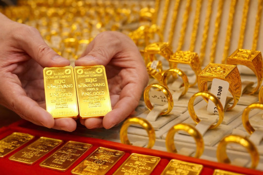 Giá vàng sáng 2/3 tăng mạnh
