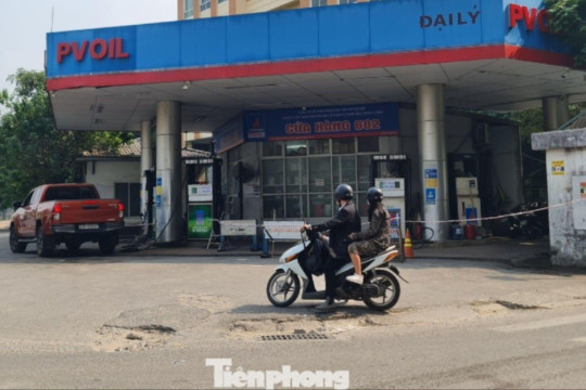 Giá liên tục tăng cao, vì sao nhiều cây xăng bán lỗ?