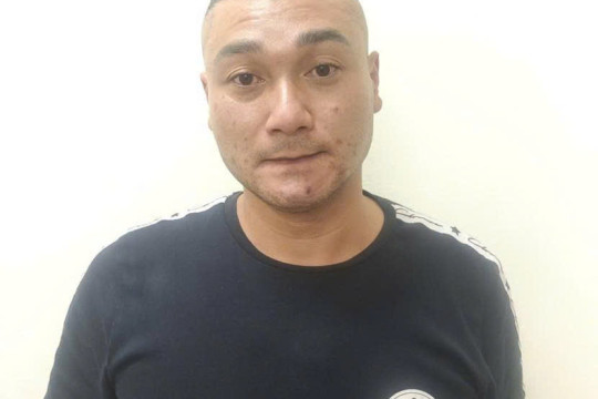 NÓNG: Bắt “trùm” cho vay nặng lãi tới 182%/năm ở Hà Nội, thu lợi bất chính hàng trăm triệu đồng