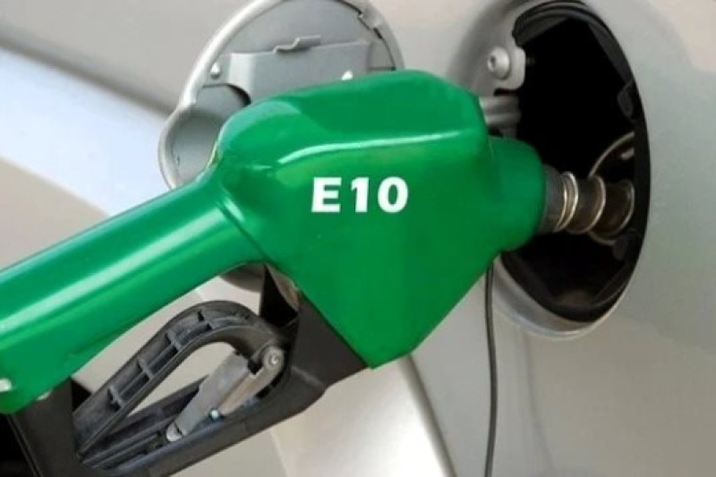 Giá xăng dầu toàn cầu biến động: Một quốc gia đã tìm thấy 'phao cứu sinh'