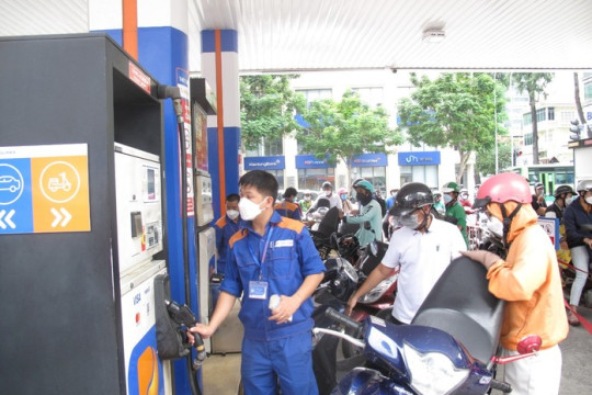 Giá xăng dầu bao giờ hạ nhiệt?