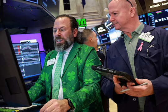 Chứng khoán Mỹ tăng nhẹ