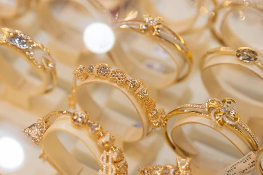 Giá vàng hôm nay 23/3: Tăng nhẹ, vẫn dưới mốc 4.500 USD/ounce