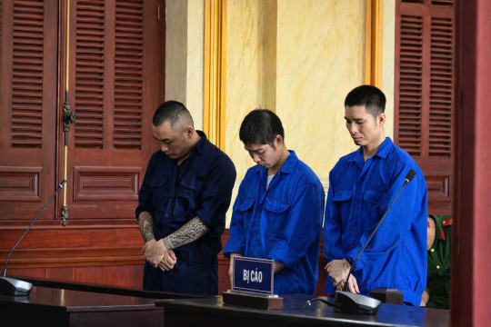 Phạt tù 4 đối tượng cho vay lãi 'cắt cổ', thu lợi hơn 1,6 tỷ đồng