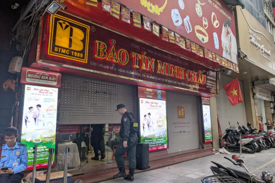 Nóng: Bảo Tín Minh Châu thông tin về việc công an xuất hiện tại hàng loạt cửa hàng