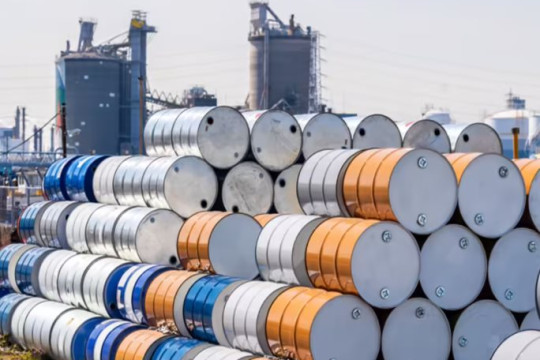 Mỹ đang chuẩn bị kịch bản cho giá dầu lên 200 USD/thùng