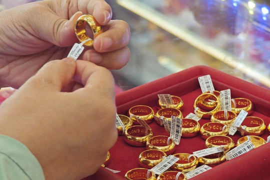 Vàng trên giấy: Cú lừa triệu USD khiến 35.000 người mắc bẫy, trắng tay