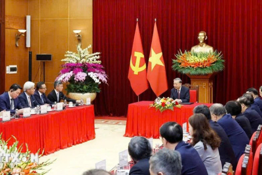 Tổng Bí thư: Kinh tế có vốn đầu tư nước ngoài được đối xử bình đẳng