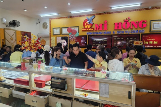 Giá vàng hôm nay 29-3: Đồng loạt dự báo tăng