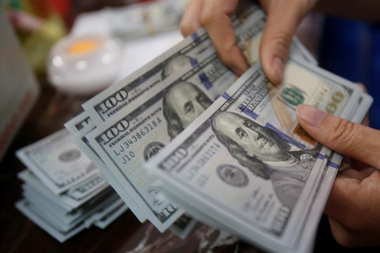 Tỷ giá ngoại tệ hôm nay 1/4: Đồng USD suy yếu nhẹ