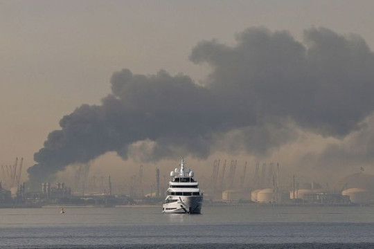 UAE cân nhắc hỗ trợ Mỹ 'phá vỡ' phong tỏa eo biển Hormuz