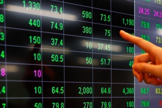 Nhà đầu tư mất ngủ khi hàng loạt tài sản bị bán tháo, không còn nơi trú ẩn