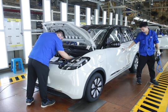 Sau VinFast, hãng xe điện Trung Quốc cũng miễn phí sạc ở 2.100 trạm tại Việt Nam