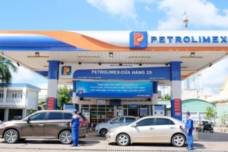 Nhà bán lẻ xăng dầu lớn nhất Việt Nam đặt mục tiêu doanh thu kỷ lục, dự chi hơn 1.500 tỷ trả cổ tức