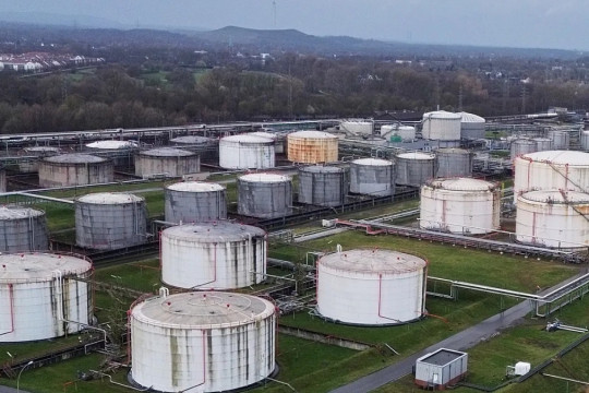 Dự trữ dầu của EU có thể kéo dài bao lâu?