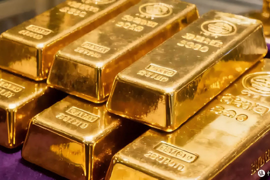 Một tuần 'bay' 11,5 tỷ: Nhà đầu tư vàng trắng tay, trả giá suốt 8 năm