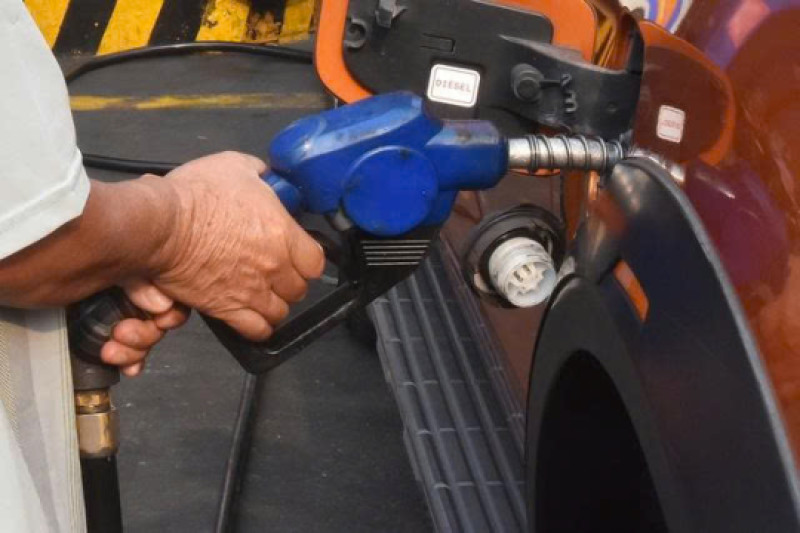 Có thông tin gom xăng dầu bán trái phép qua biên giới, Bộ Công Thương hỏa tốc kiểm tra